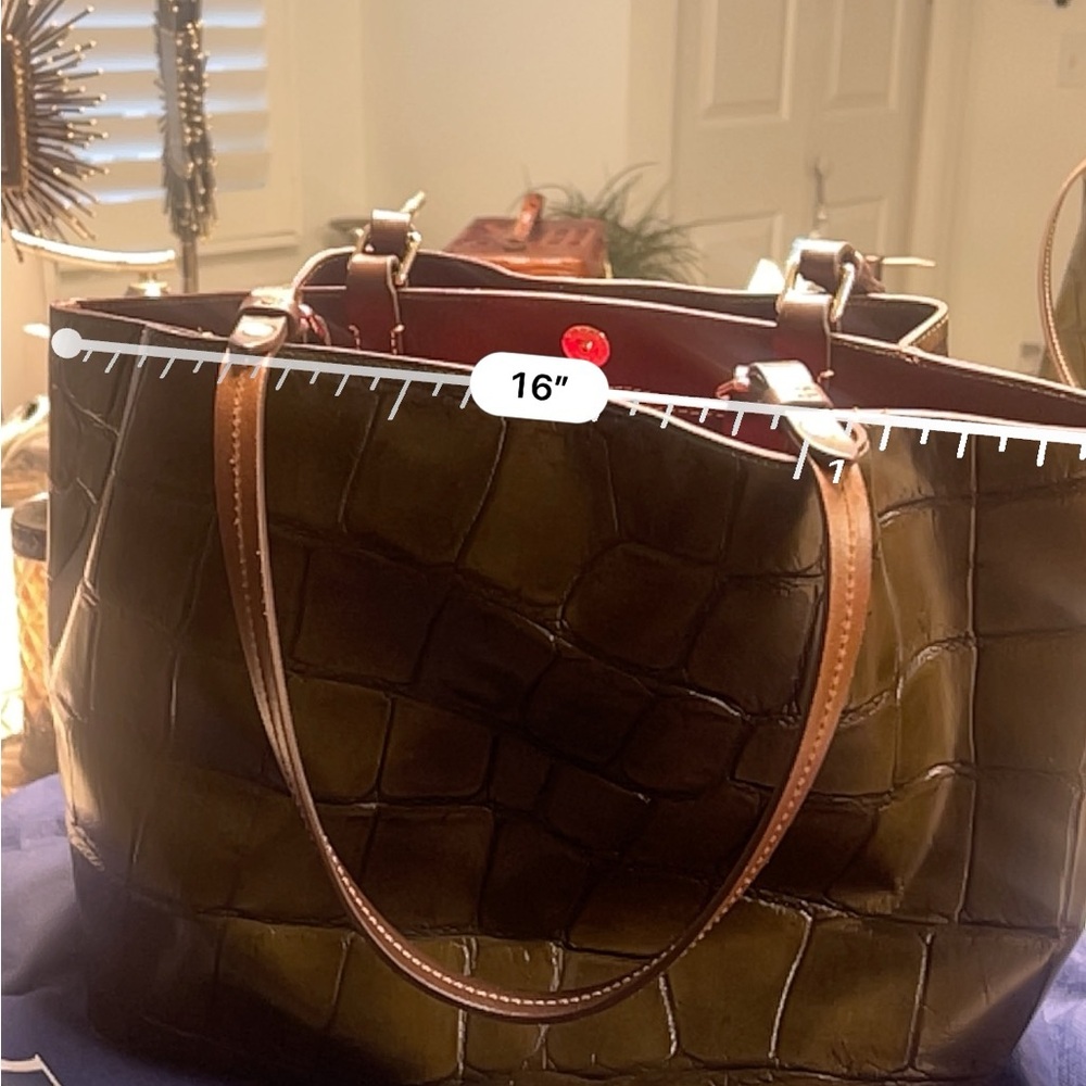 Tote - Picture 6 of 7